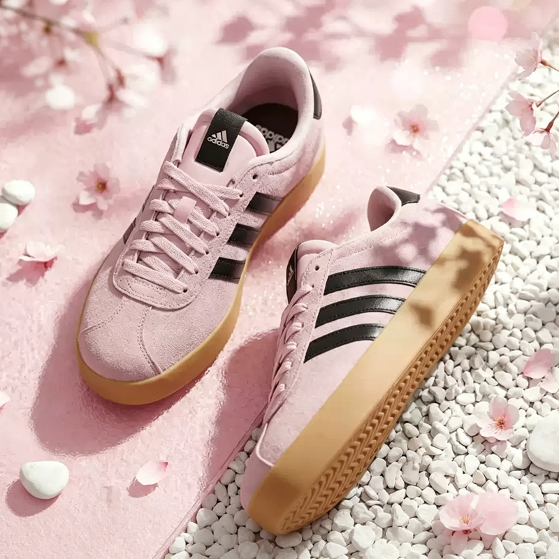 Street Fashion Adidas - Adidas JP7629 Retro Ladies Daily Trainers