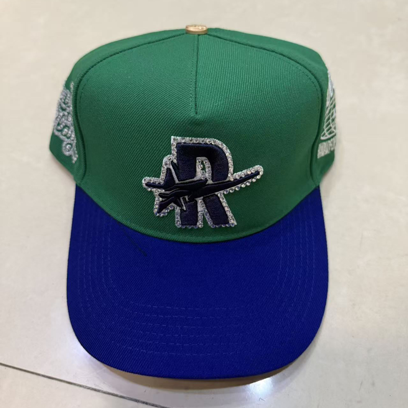 Contrast Brim 3D Embroidered R - Baseball Cap Fitted recension och pris