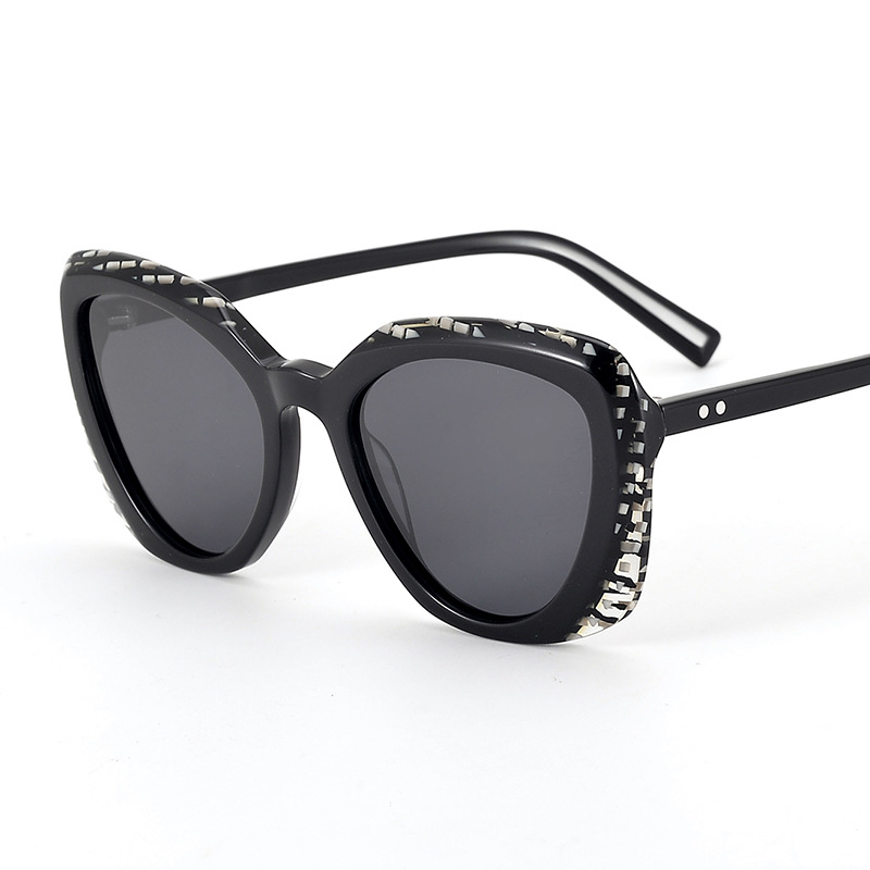 HPT084 Luxury brand Personalit - Street Fashion Logo Design recension och pris