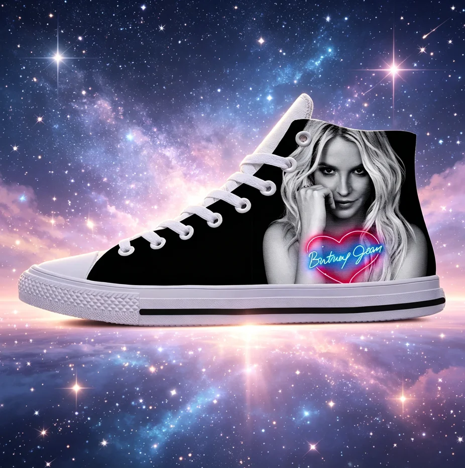 Britney Spears Album Art High  - Street Fashion Art recension och pris