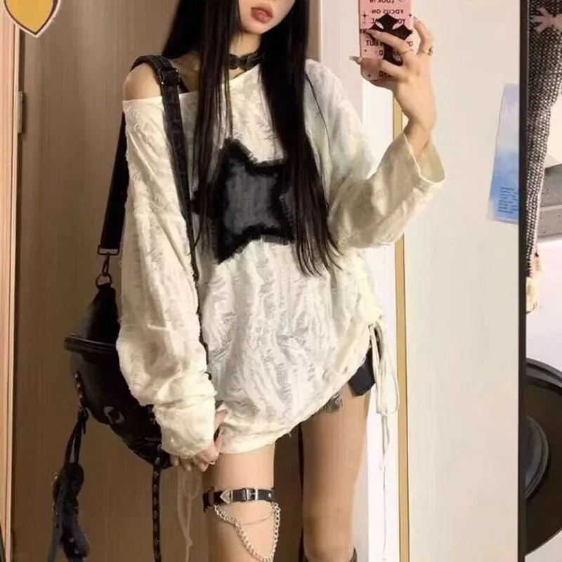 Y2K Hole Star Print T-Shirt Wo - Street Fashion Kpop recension och pris